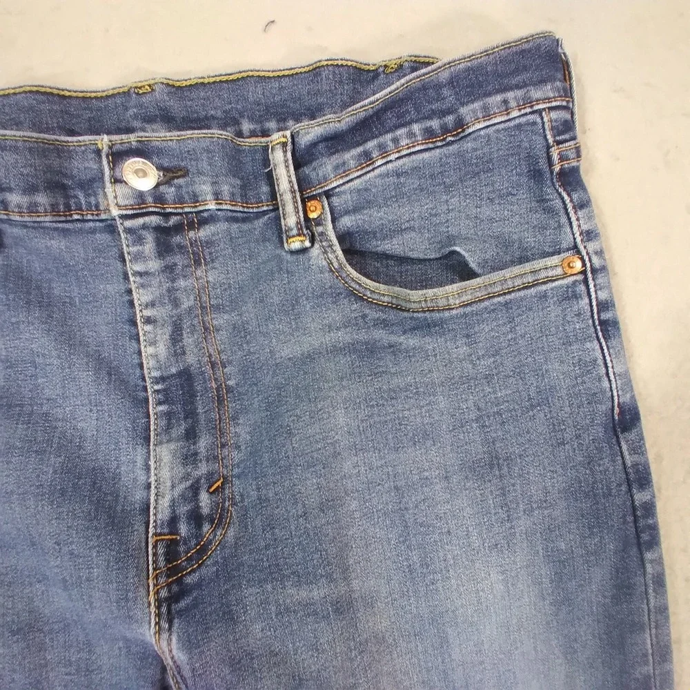 Levi's 502 jeans men's 38 x 30 slim straight blue stretch denim pants